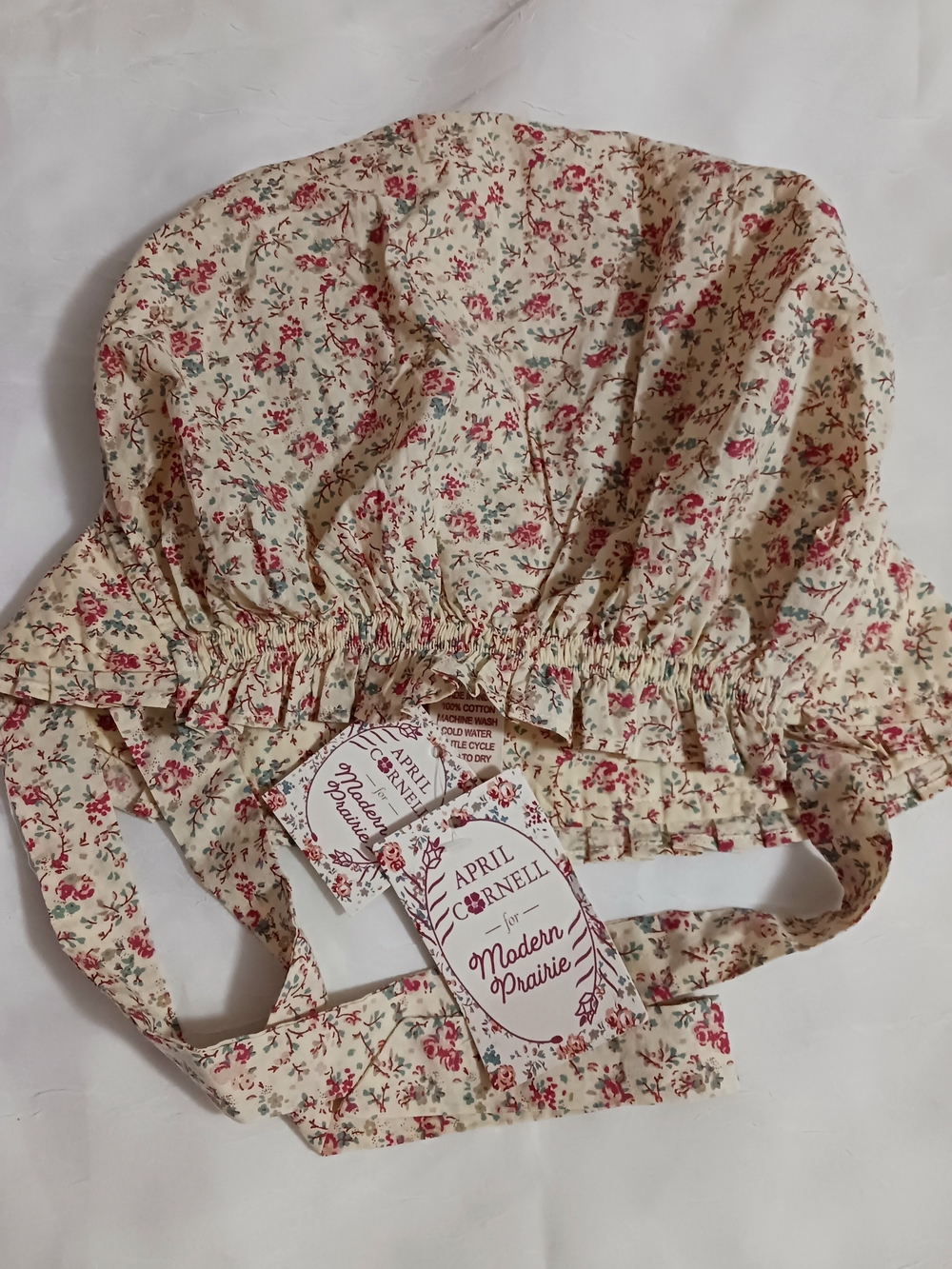 April Cornell Modern Prairie Floral Cotton Sun Hat in Cream & Red NWT